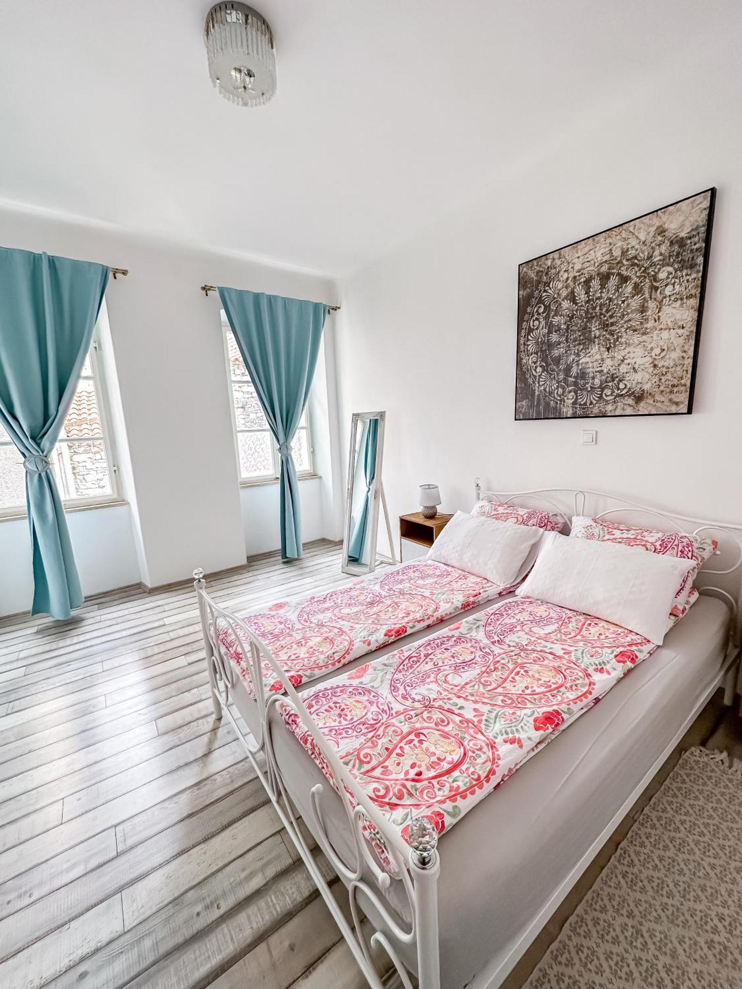 Main Square Apartment Pula Zewnętrze zdjęcie